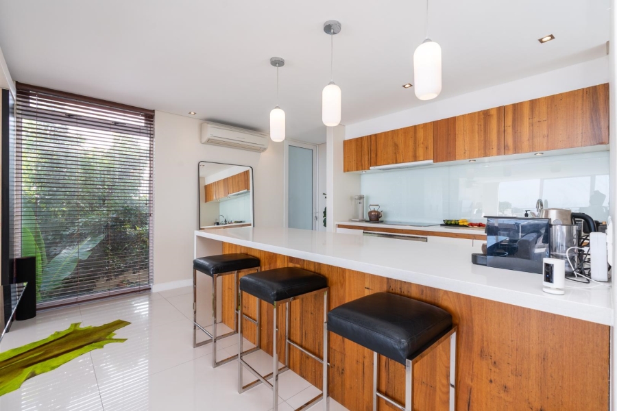 3 Bedroom Property for Sale in Green Point Western Cape